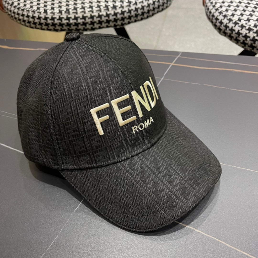  FENDI芬迪，2024棒球帽 代购版本！时尚潮流，高端做工！