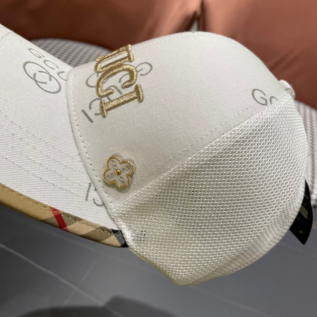  古奇棒球帽♥️GUCCI棒球帽🧢棒球帽，原单品质火爆来袭 。🎩 工艺非常精美 高档大气上档次！低调奢华