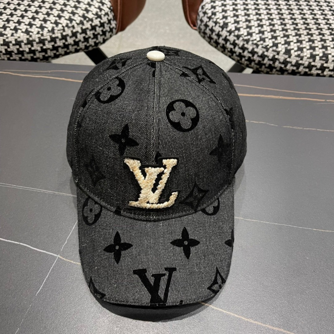 NO:360584,LV Louis Vuitton original single baseball hat, hot-selling style, pure cotton lining, light and breathable. Perfect style, accurate and accurate in texture, original quality, exclusive physical shot, suitable hats for men and women, straw hats, fisherman hats, baseball hats, hats, louis vuitton, louis vuitton, espadrilles, hatsLV路易威登原单棒球帽 专柜热卖款纯棉内里,轻盈透气.完美版型,对格精准无误,原厂品质,独家实物拍摄,男女适用帽子草帽渔夫帽棒球帽,帽子,louis vuitton,louis vuitton,espadrilles,hats,hat