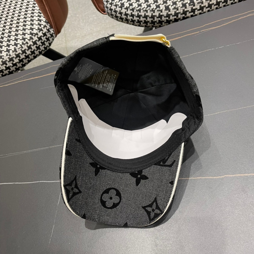 LV路易威登2024原单棒球帽 专柜热卖款纯棉内里，轻盈透气。完美版型，对格精准无误，原厂品质，独家实物