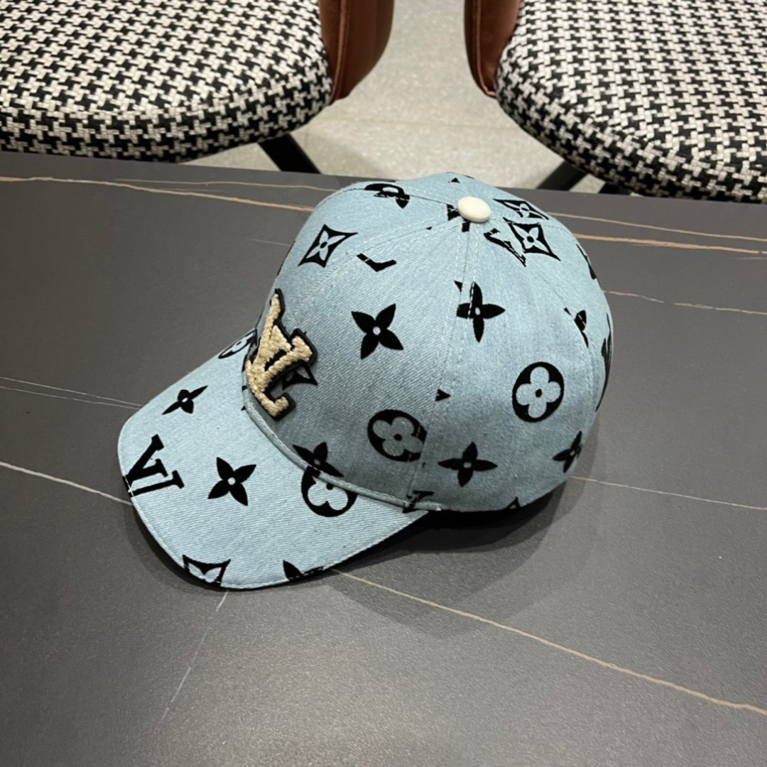 LV路易威登2024原单棒球帽 专柜热卖款纯棉内里，轻盈透气。完美版型，对格精准无误，原厂品质，独家实物