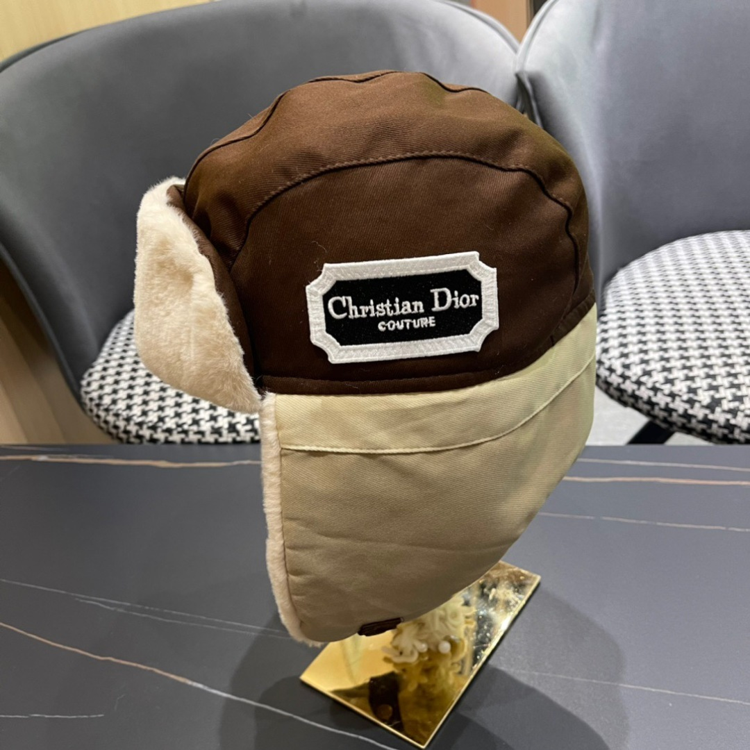 DIOR迪奥 加绒雷锋帽子女防风防寒东北帽百搭加厚飞行员护耳帽