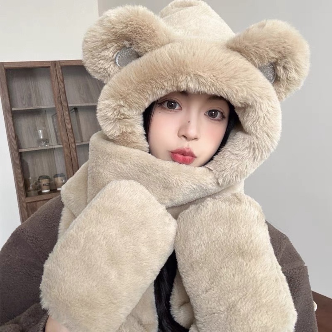 “Prada Autumn/Winter New Girl’s Warm Velvet Gloves, Hat, and Scarf Set”