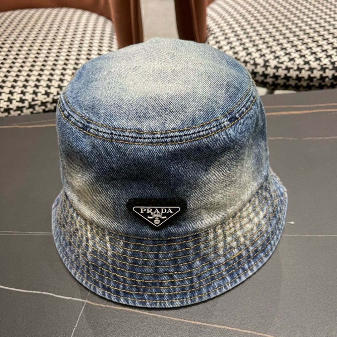 P经典款普拉达🧢牛仔渔夫帽，水洗渐变效果，出街标配