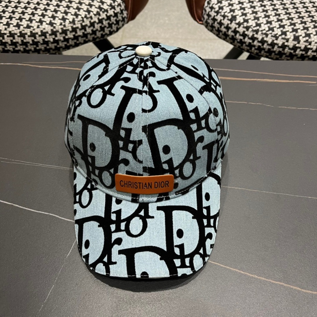 Dior迪奥2024新‮棒款‬球帽，鸭舌帽，原‮品单‬质，跑‮多量‬色