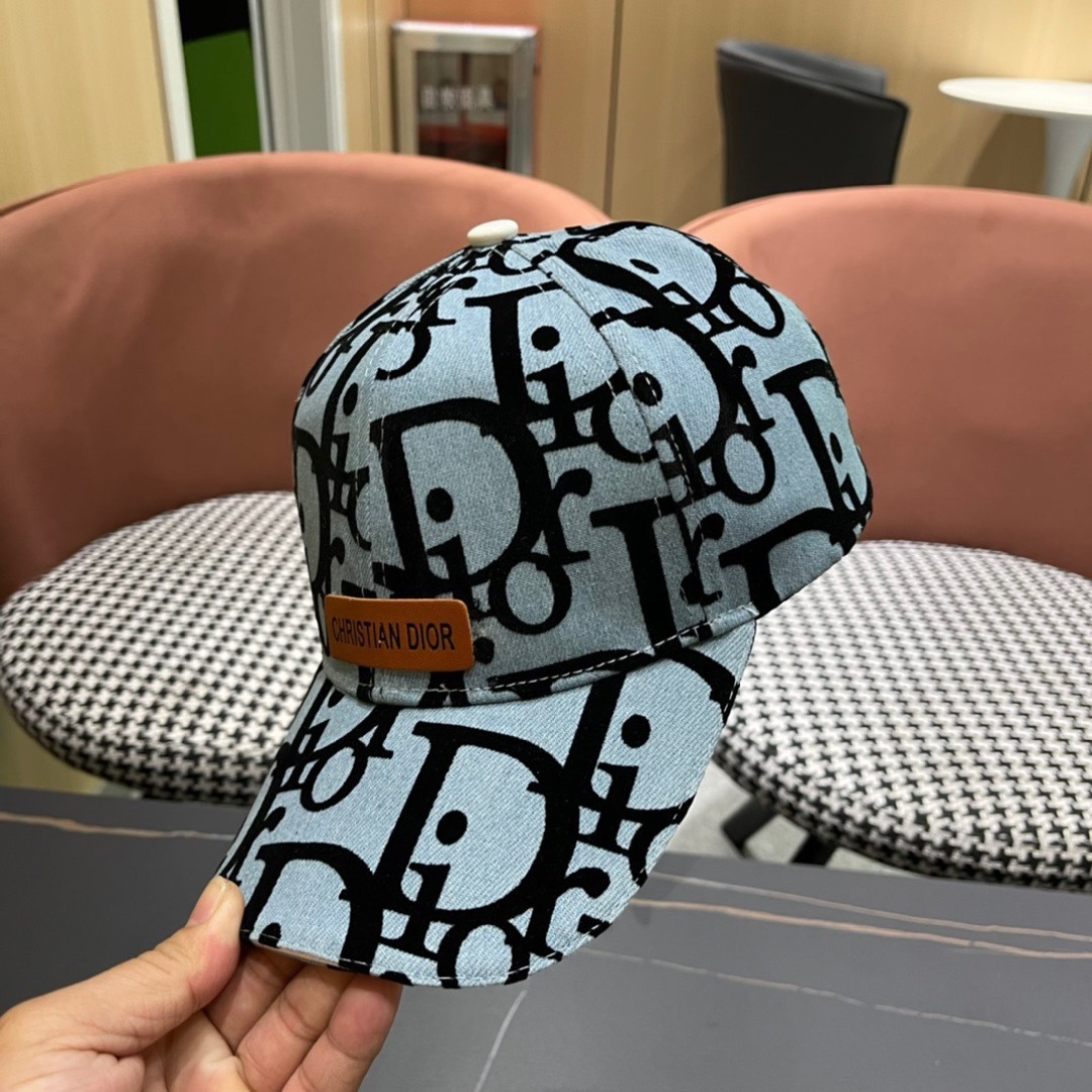 Dior迪奥2024新‮棒款‬球帽，鸭舌帽，原‮品单‬质，跑‮多量‬色