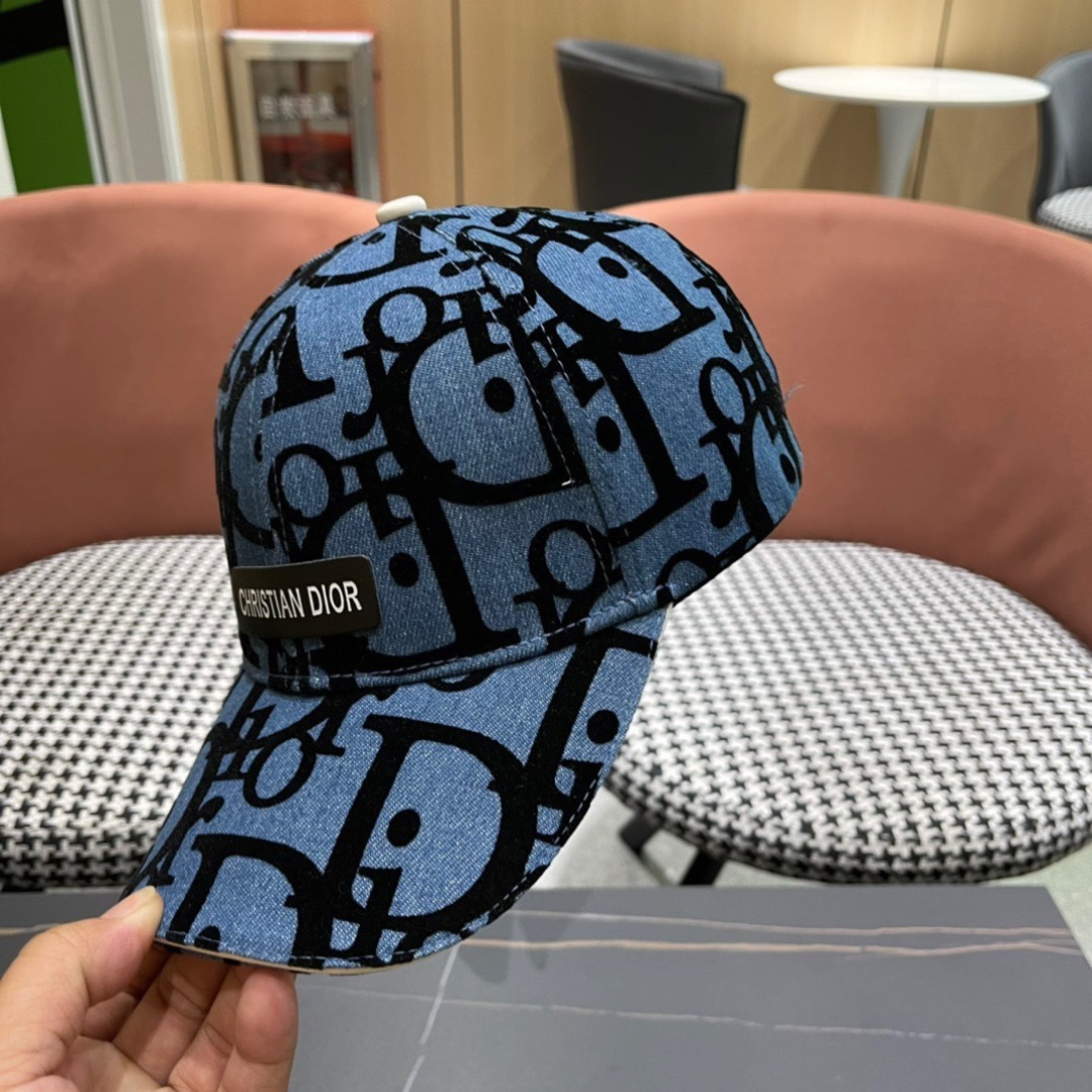 Dior迪奥2024新‮棒款‬球帽，鸭舌帽，原‮品单‬质，跑‮多量‬色