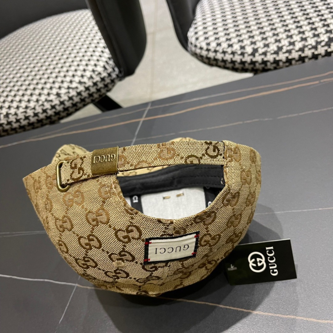 P古奇GUCCI棒球帽，官网新品，棒球帽，原单品质火爆来袭 。🎩 高档大气上档次！低调奢华，方便携带！跑