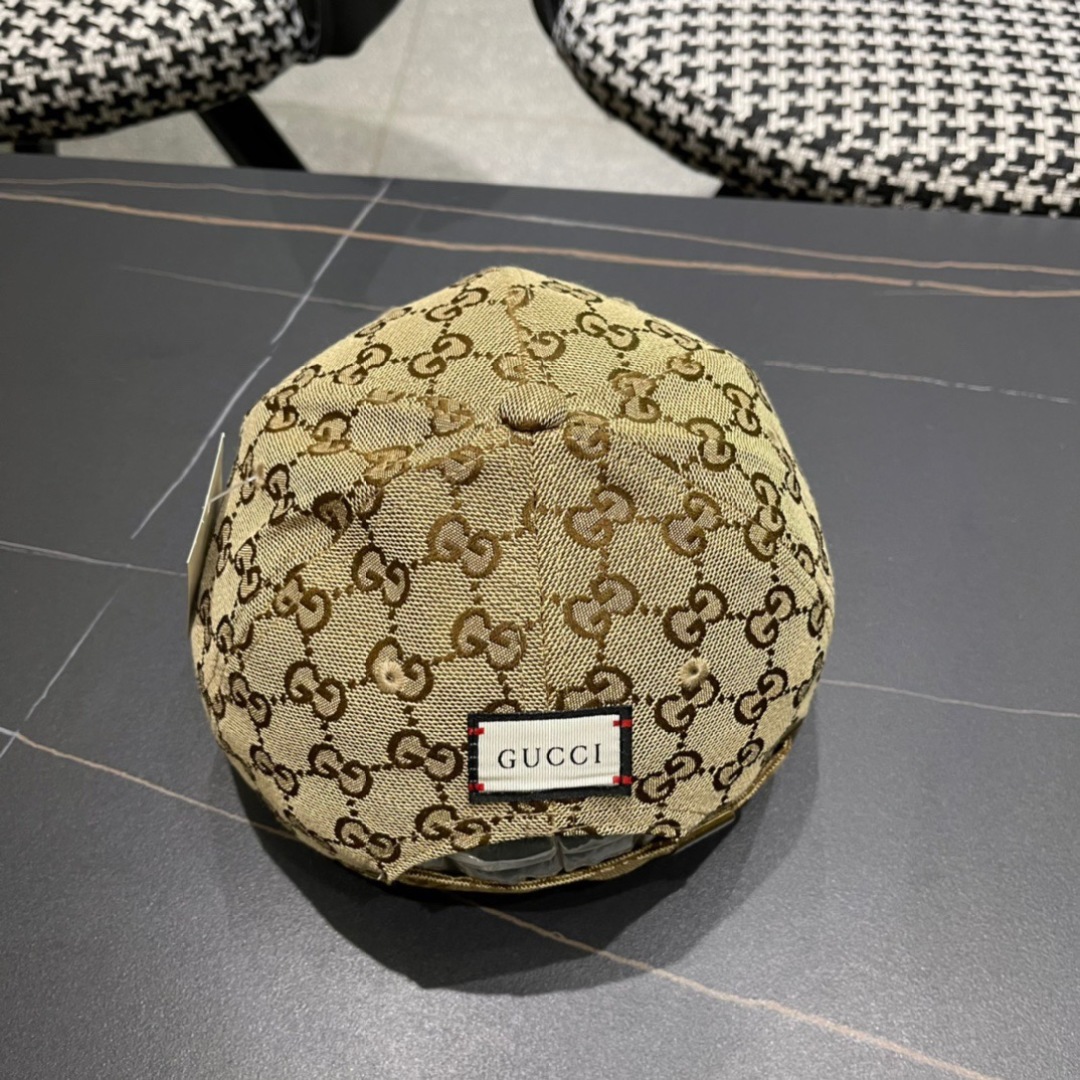 P古奇GUCCI棒球帽，官网新品，棒球帽，原单品质火爆来袭 。🎩 高档大气上档次！低调奢华，方便携带！跑