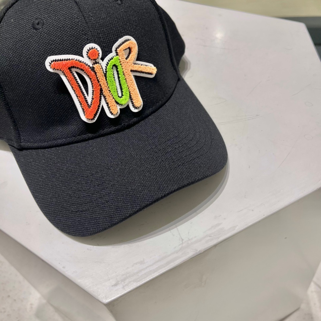  迪奥Dior🔻新款原单棒球帽，独家实物拍摄 男女通用、可调节