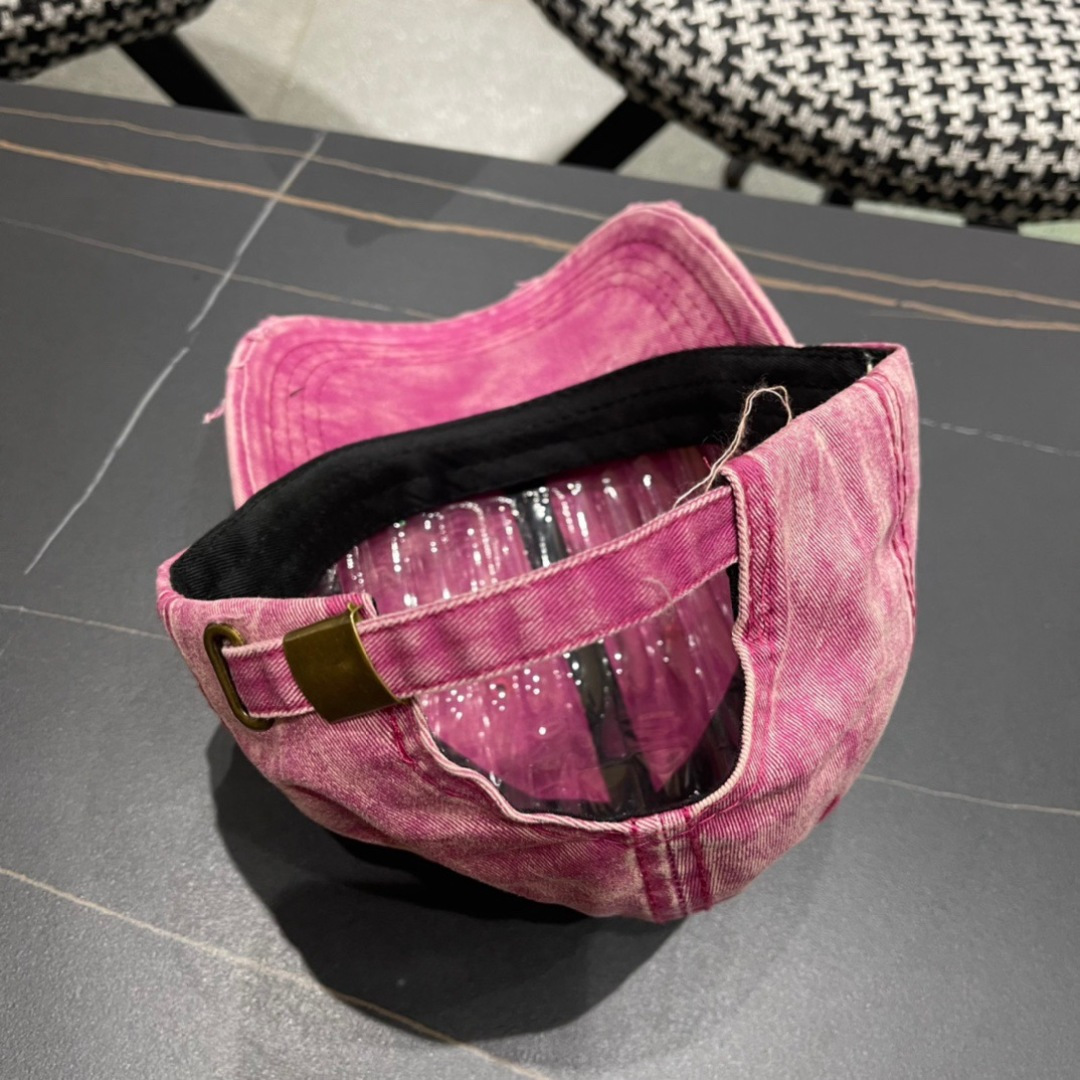  赛林春季新品棒球帽！春天挡风，夏天防晒必备单品！颜色大气！款式新颖别致好搭配衣服！高端品质！随心搭配～