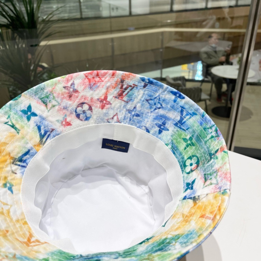 棒球帽渔夫帽LouiVuittonLV👒专柜新款路易威登家刺绣棒球帽，简单大方 男女通用遮阳帽，