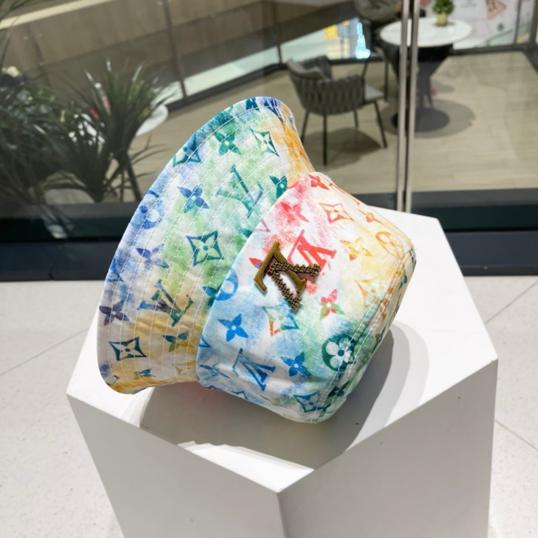 棒球帽渔夫帽LouiVuittonLV👒专柜新款路易威登家刺绣棒球帽，简单大方 男女通用遮阳帽，