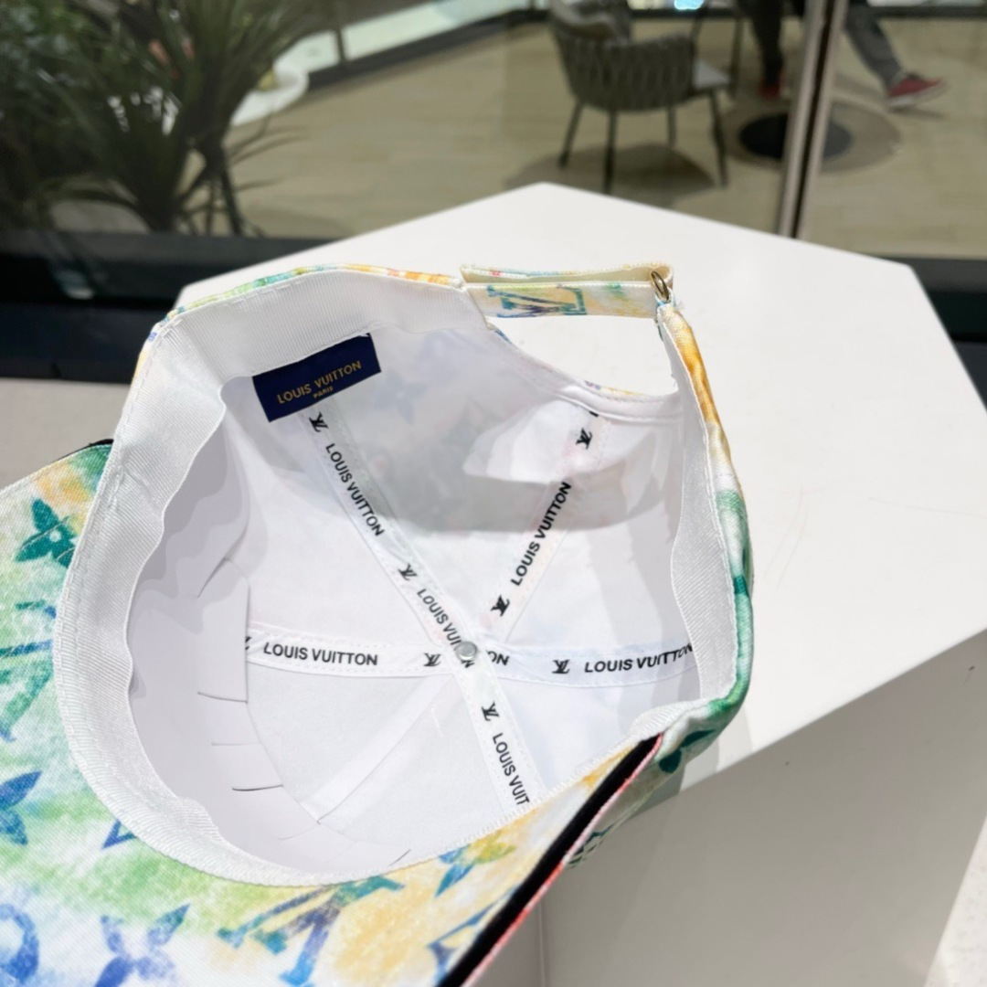 棒球帽渔夫帽LouiVuittonLV👒专柜新款路易威登家刺绣棒球帽，简单大方 男女通用遮阳帽，