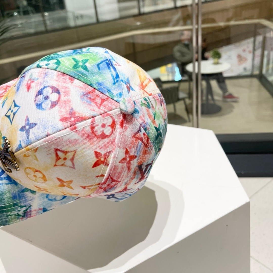 棒球帽渔夫帽LouiVuittonLV👒专柜新款路易威登家刺绣棒球帽，简单大方 男女通用遮阳帽，