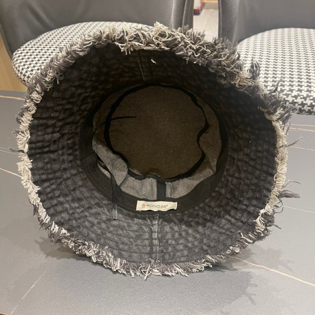 MONCLER蒙口🎩2024春新款高品质牛仔渔夫帽超仙，超火爆💖质感很赞，出街超好搭配！时尚潮流！快快入