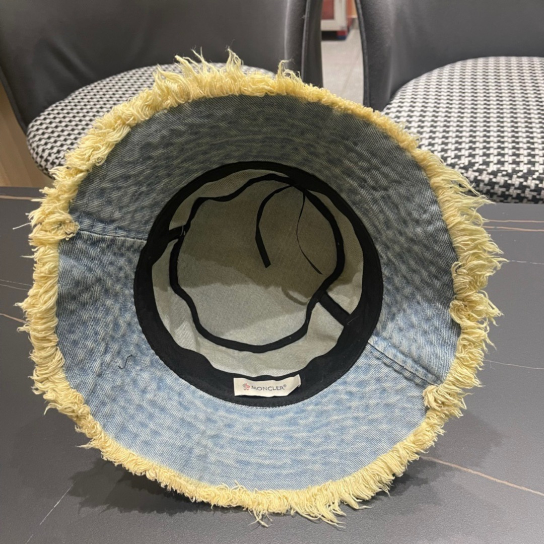 MONCLER蒙口🎩2024春新款高品质牛仔渔夫帽超仙，超火爆💖质感很赞，出街超好搭配！时尚潮流！快快入