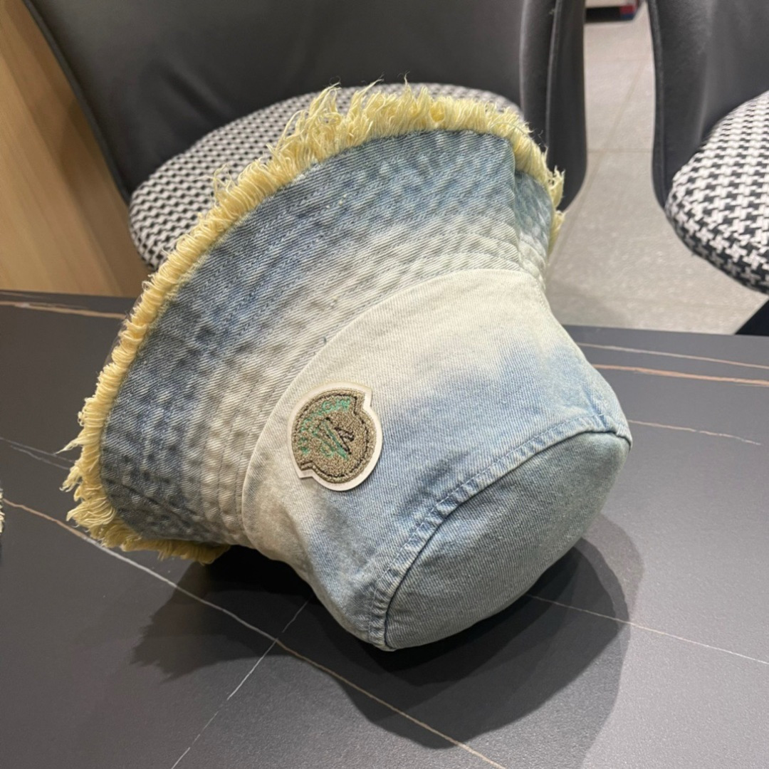 MONCLER蒙口🎩2024春新款高品质牛仔渔夫帽超仙，超火爆💖质感很赞，出街超好搭配！时尚潮流！快快入