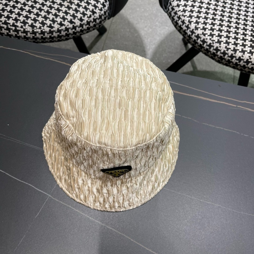 PRADA普拉达2024新款原单渔夫帽，出行度假必备