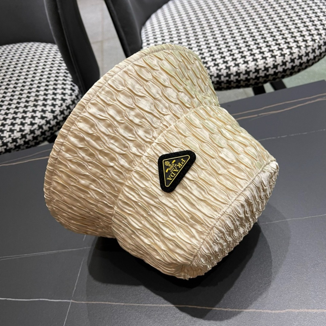 PRADA普拉达2024新款原单渔夫帽，出行度假必备