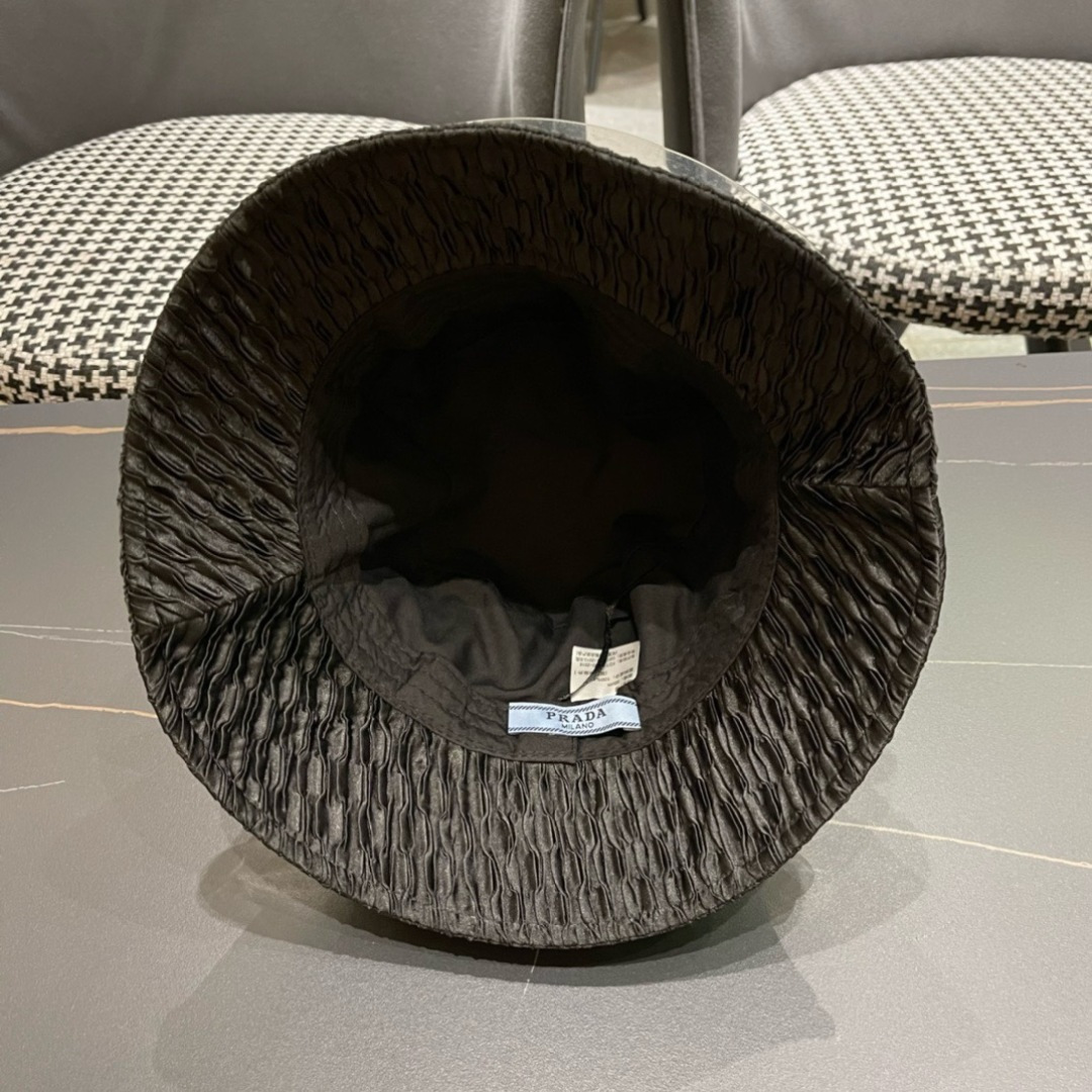 PRADA普拉达2024新款原单渔夫帽，出行度假必备