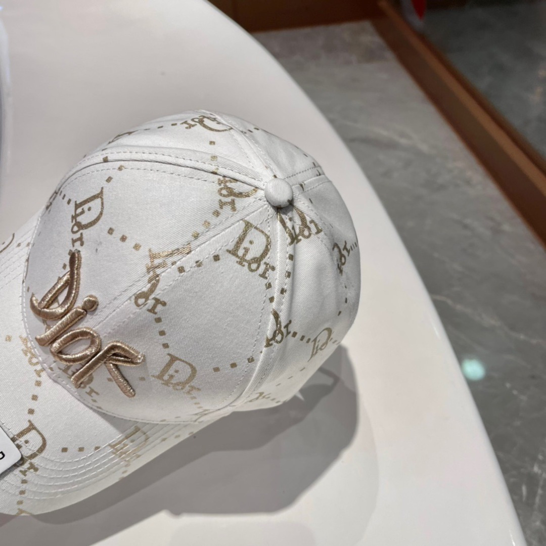  PRADA普拉达新款原单渔夫帽，出行度假必备