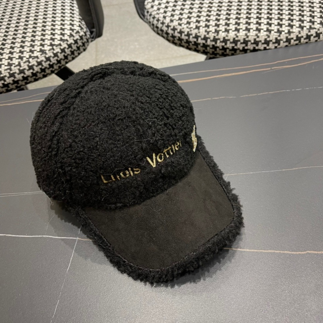 上新！路易威登 LouisVuitton 😍新款LV棒球帽，秋冬新款高端大气，百搭款🤗男女通用