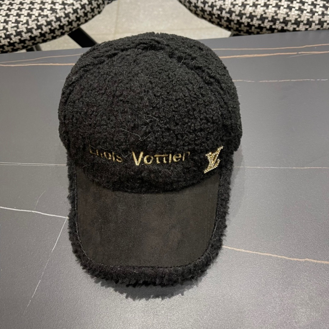 上新！路易威登 LouisVuitton 😍新款LV棒球帽，秋冬新款高端大气，百搭款🤗男女通用
