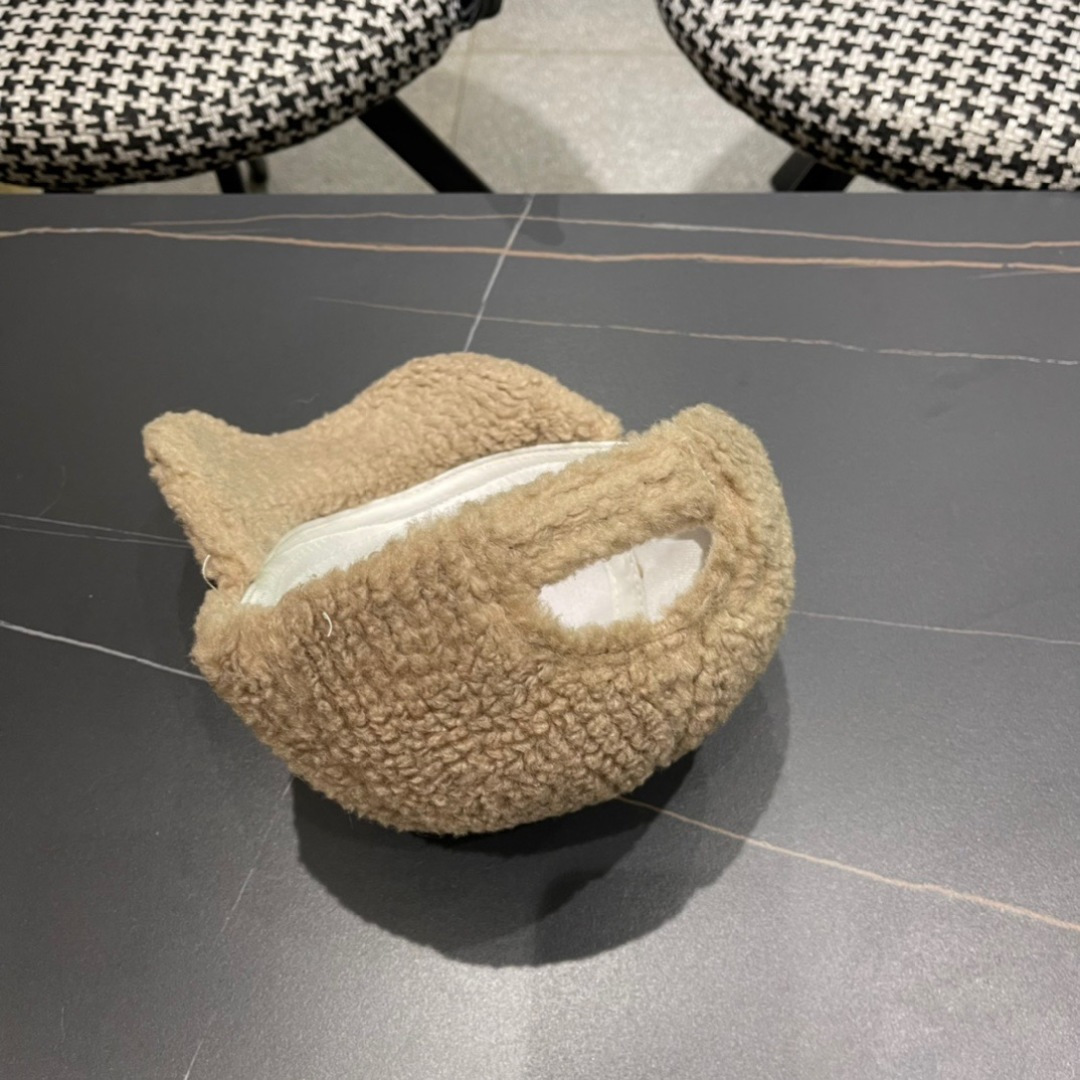 上新！路易威登 LouisVuitton 😍新款LV棒球帽，秋冬新款高端大气，百搭款🤗男女通用