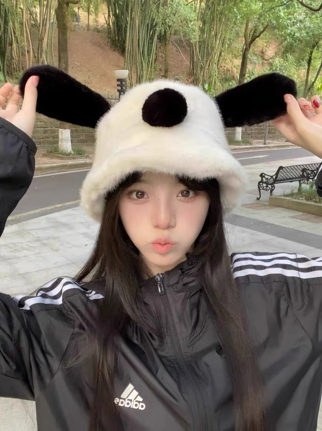 NO:220329,DIOR winter cute puppy big ears plus velvet thickened knitted wool hat warmth Lei Feng hat fisherman hat baseball hat knitted hat, hat, dior, dior, espadrilles, hats19860909DIOR迪奥 冬款可爱小狗大耳朵加绒加厚针织毛线帽保暖雷锋帽帽子渔夫帽棒球帽针织帽,帽子,dior,dior,espadrilles,hats,hat