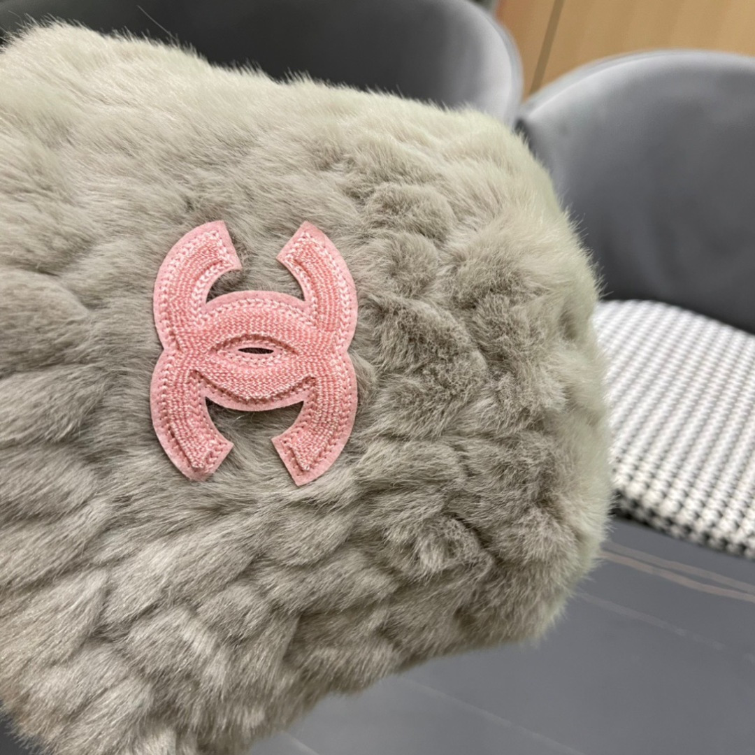 香奈儿Chanel 新款香奈儿Logo羊绒羊毛加厚保暖款 渔夫帽高级网红韩版帽子