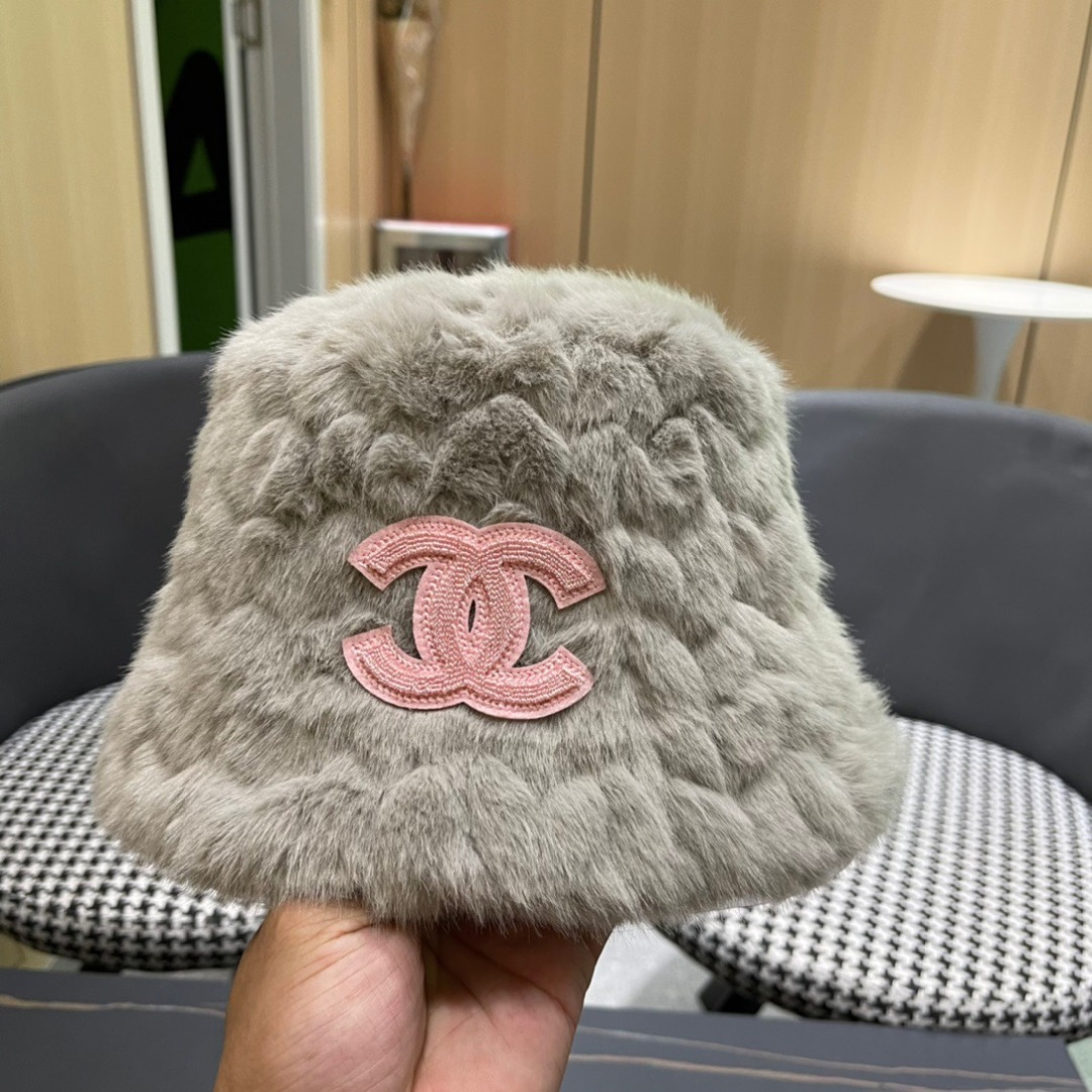 香奈儿Chanel 新款香奈儿Logo羊绒羊毛加厚保暖款 渔夫帽高级网红韩版帽子