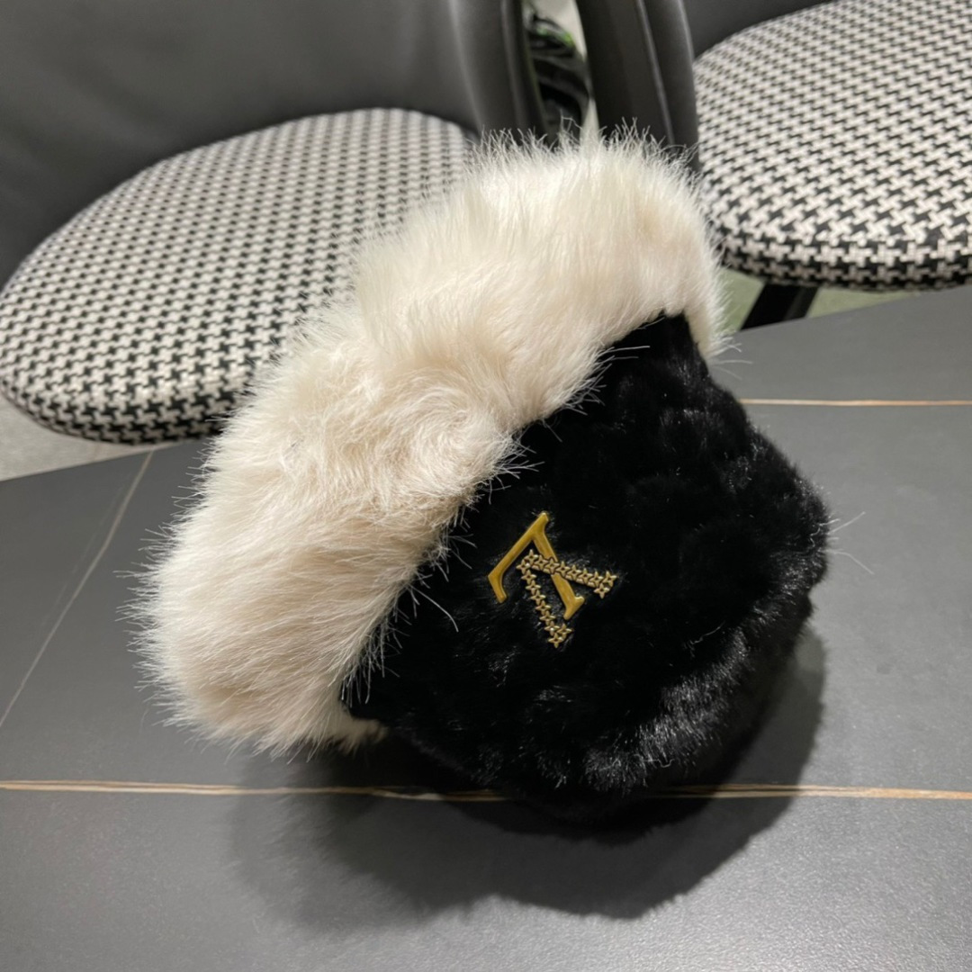 LV路易威登秋冬毛绒渔夫帽 完美版型，对格精准无误，男女适用