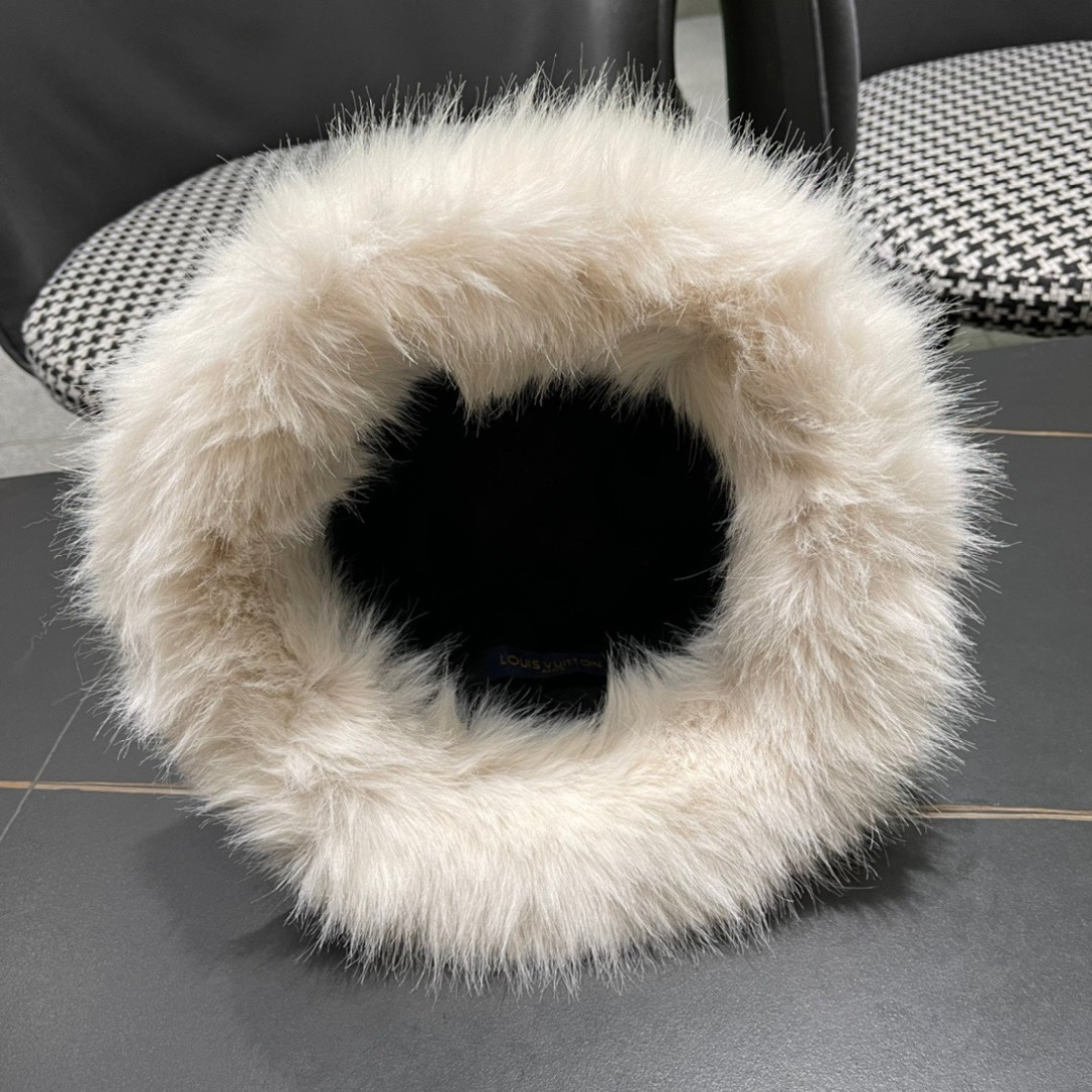 LV路易威登秋冬毛绒渔夫帽 完美版型，对格精准无误，男女适用