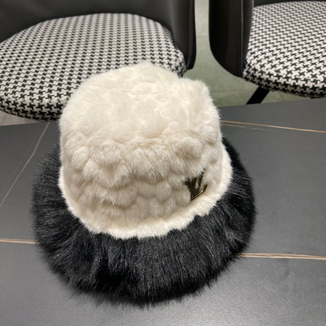 LV路易威登秋冬毛绒渔夫帽 完美版型，对格精准无误，男女适用