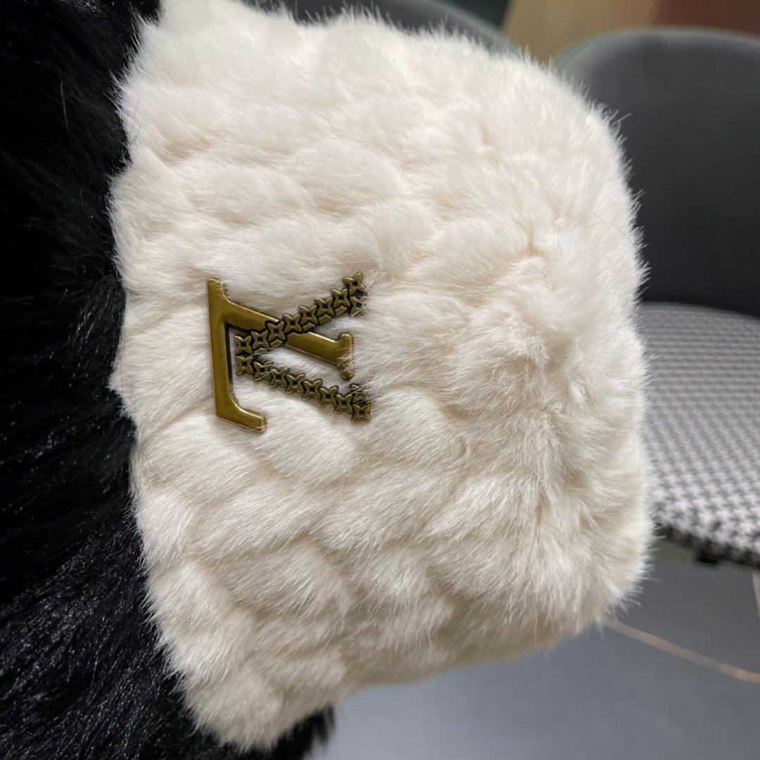 LV路易威登秋冬毛绒渔夫帽 完美版型，对格精准无误，男女适用