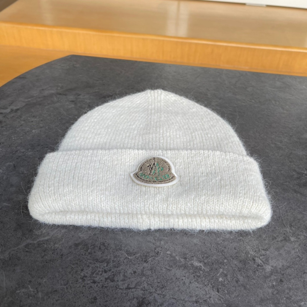 NO:220347,MONCLER cover-up new autumn and winter knitted hat fashionable and versatile face showing small wool hat ear protection hat fisherman hat baseball hat knit hat, hat, christian louboutin, Moncler, espadrilles, hats19860909MONCLER蒙口新款秋冬季针织帽时尚百搭显脸小毛线帽护耳帽帽子渔夫帽棒球帽针织帽,帽子,christian louboutin,Moncler,espadrilles,hats,hat