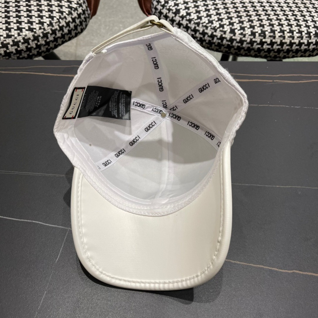  Gucci(古奇)春夏新款原单棒球帽， 11开模订制，原版帆布料+头层牛皮，代购热门，男女可用百搭款，