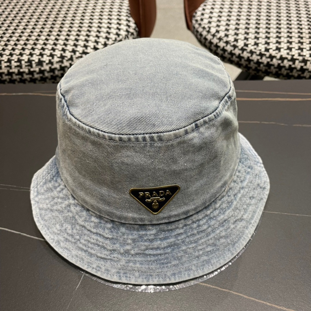 NO:227675,Prada's new spring and summer fisherman's hat, simple and sweet style, the hat is very good, and the big face shape!  Essential hats, straw hats, fisherman hats, baseball hats, hats, pradas, espadrilles, hats19860909普拉达春夏新款渔夫帽,简约甜美风,帽型很好,大脸型哦！出街必备帽子草帽渔夫帽棒球帽,帽子,prada,espadrilles,hats,hat