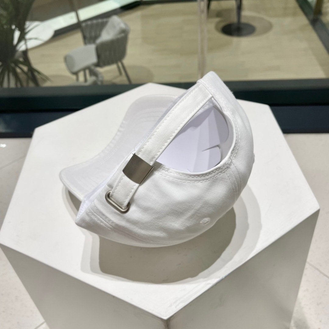 【Celine赛琳】2023新款简约棒球帽，新款出货，大牌款超好搭配，赶紧入手！