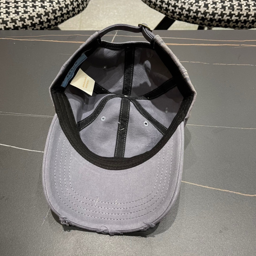 🧢普拉达Prada潮人三角标棒球帽简约帅气~男女同款超酷时尚街头风 帽型极好