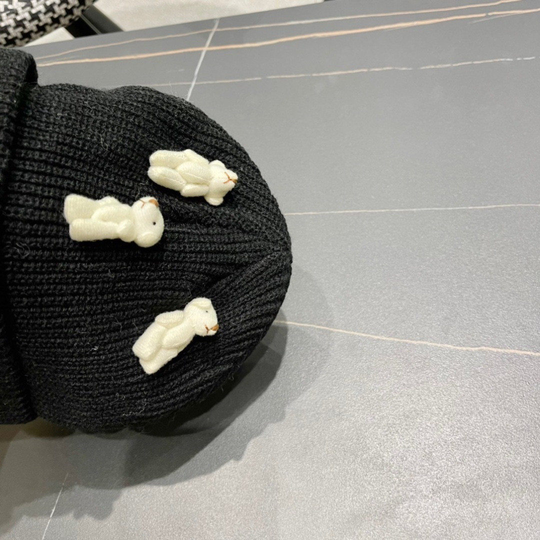 NO:580306,The new autumn and winter bear double-layered knitted beanie has a playful design and is not easy to match with clothes!  Hats bucket hat, baseball cap, knitted hat, hat, espadrilles, hats19860909秋冬新款小熊双层针织毛线帽,俏皮设计,简直不要太好搭衣服！帽子渔夫帽棒球帽针织帽,帽子,espadrilles,hats,hat
