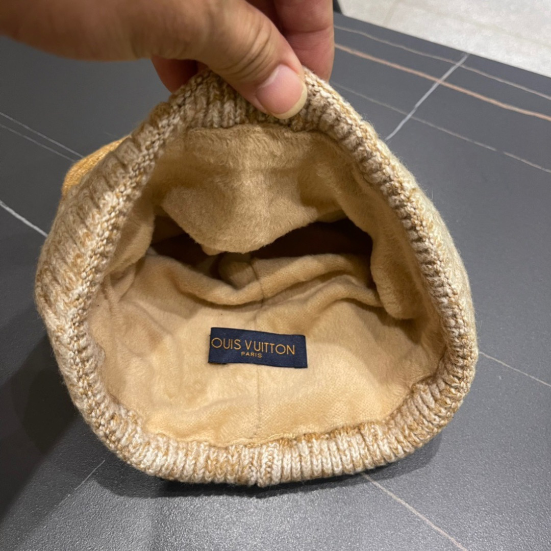 MONCLER蒙口2024冬季男女同款加厚毛绒防寒护耳帽骑车保暖神器滑雪飞行帽子