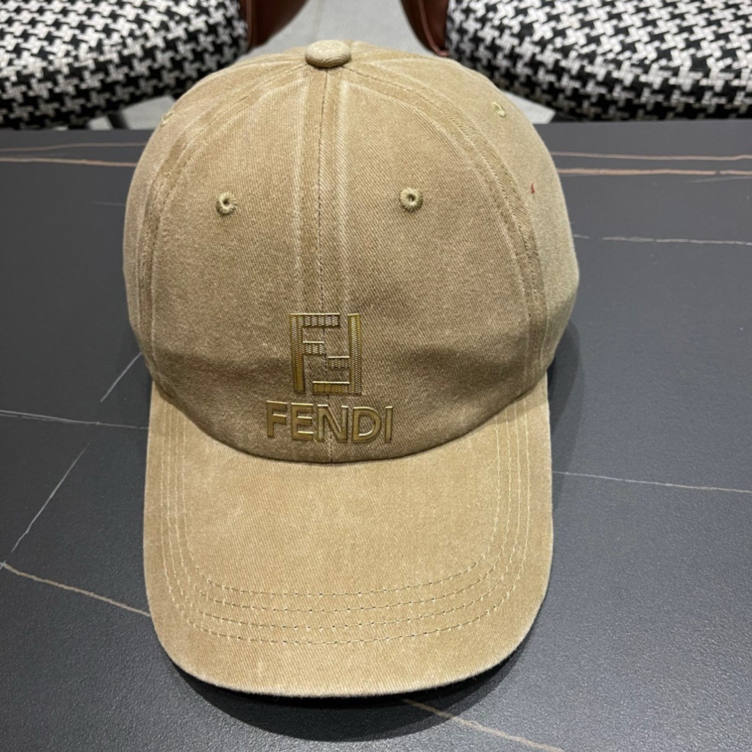  Fendi（芬迪）2024新款棒球帽， 双F提花口碑极佳，轻盈透气！质量超赞，基础头围56，贴片可调节