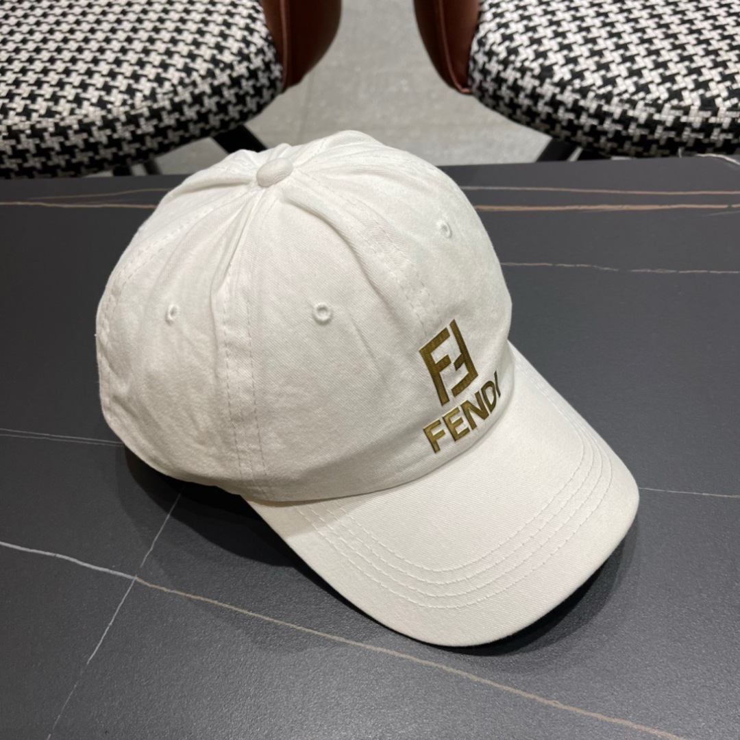  Fendi（芬迪）2024新款棒球帽， 双F提花口碑极佳，轻盈透气！质量超赞，基础头围56，贴片可调节