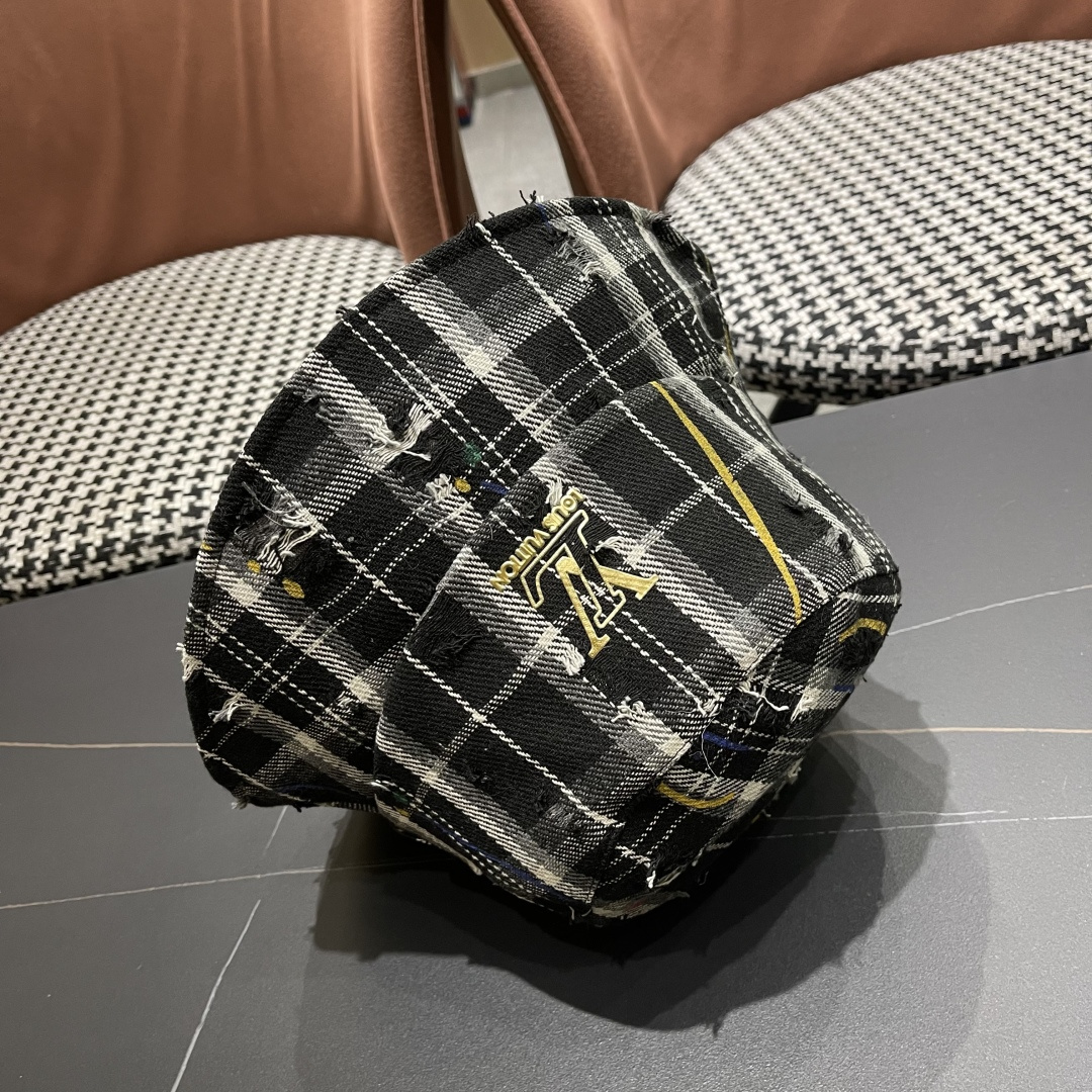 lv路易威登韩版破洞格纹渔夫鞋，女休闲百搭显脸小盆帽