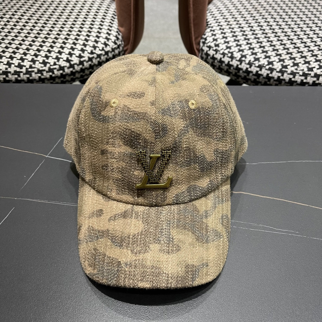 LV(路易威登)新款棒球帽，做工细致完美，质量超赞，基础头围56，贴片可调节。