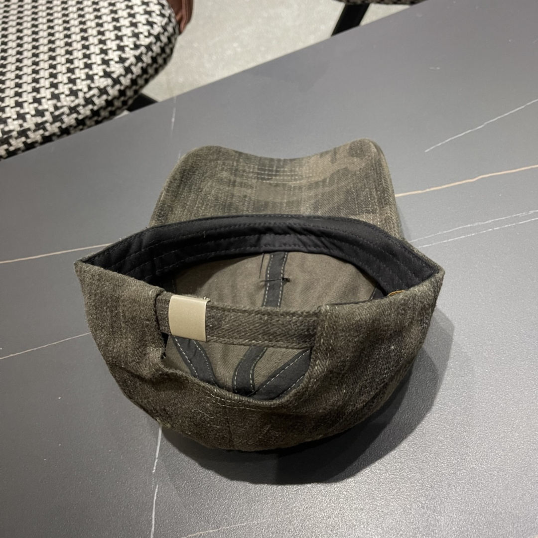 LV(路易威登)新款棒球帽，做工细致完美，质量超赞，基础头围56，贴片可调节。