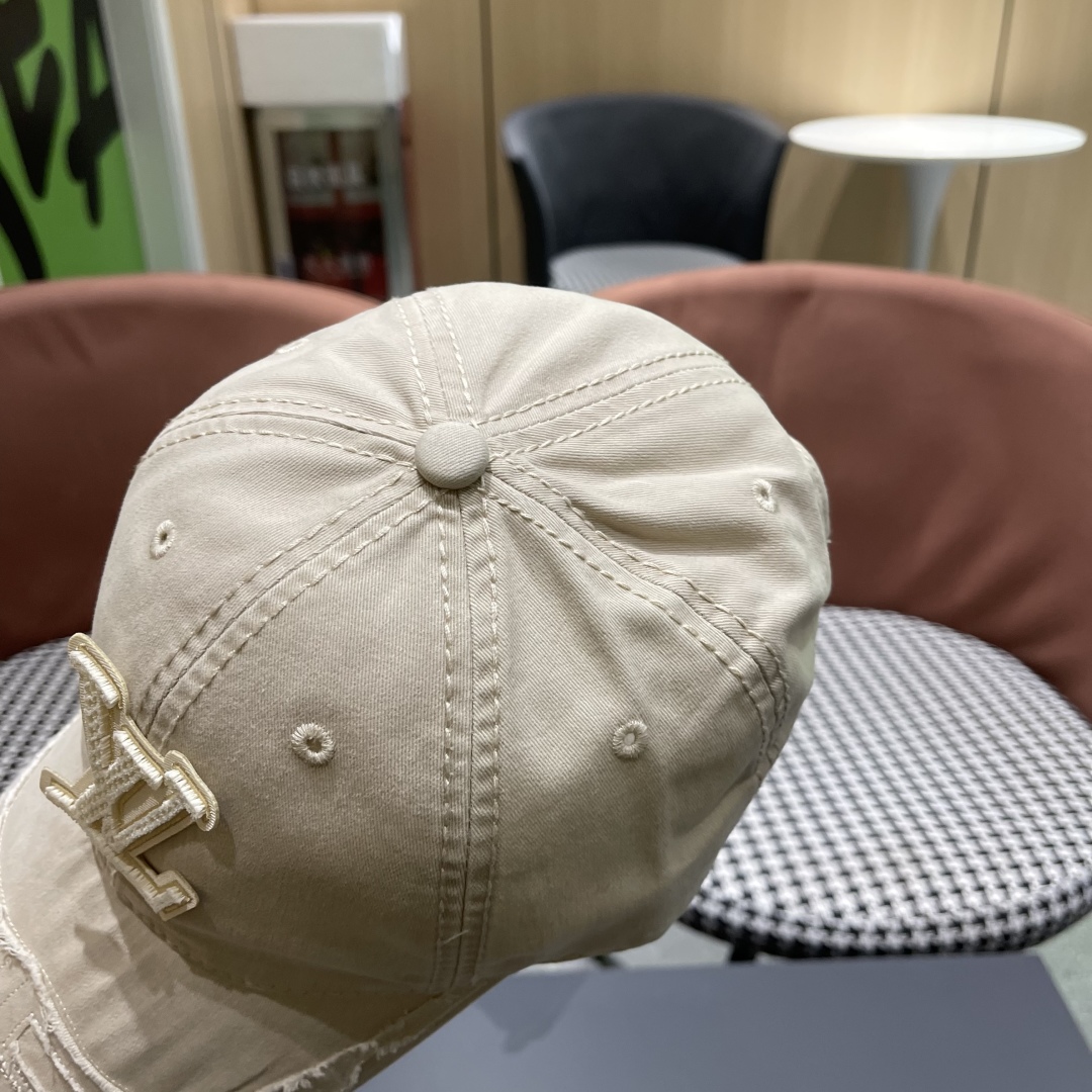  LV 路易威登2025新款经典休闲潮流款简约棒球帽🧢日韩风格，随便搭配都超好看！出门旅游，绝对要入手的