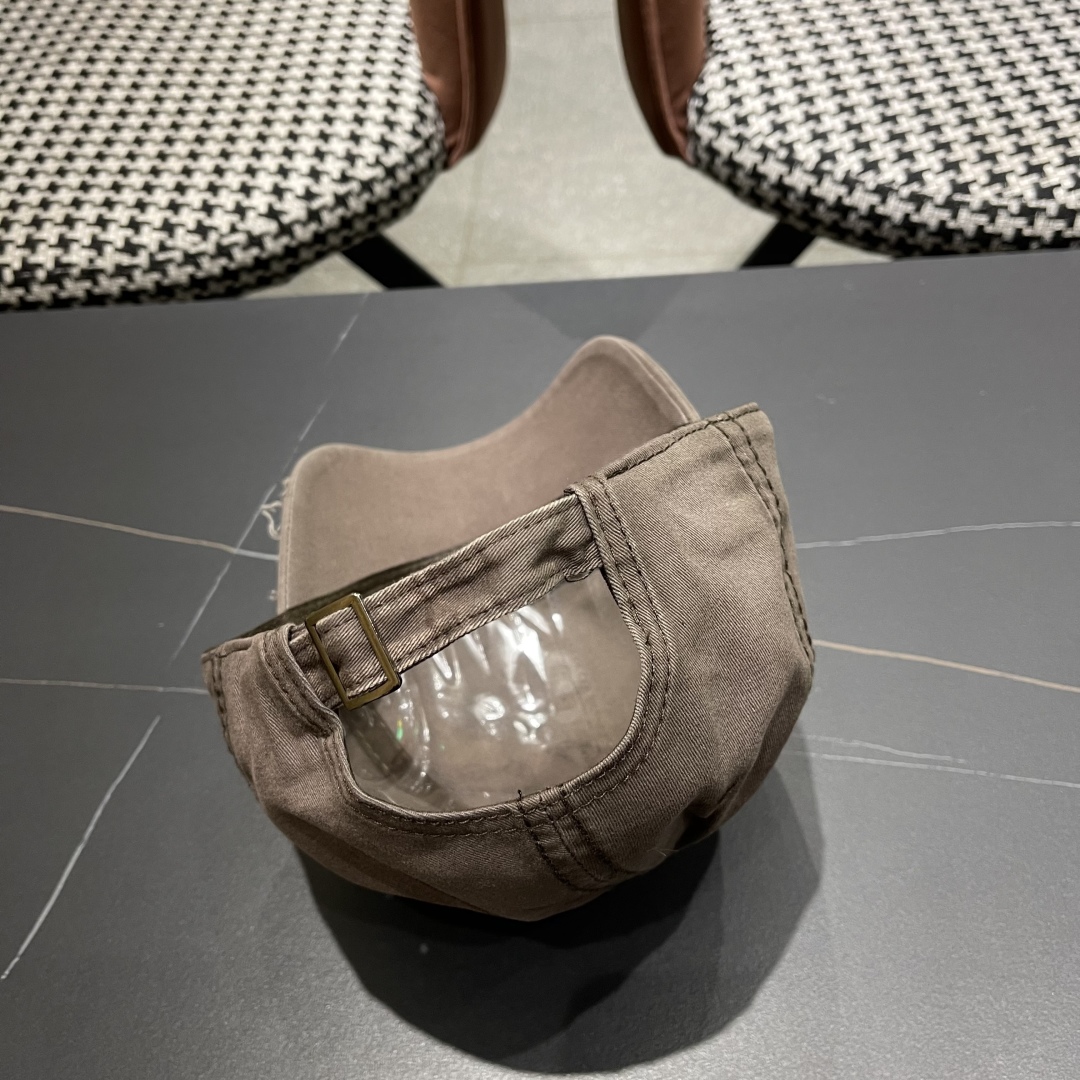  LV 路易威登2025新款经典休闲潮流款简约棒球帽🧢日韩风格，随便搭配都超好看！出门旅游，绝对要入手的